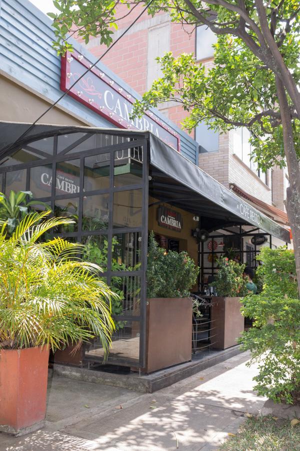 麦德林Manila House公寓式酒店 外观 照片